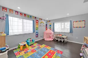 42 Ringgold St, Springfield, MA 01104 - Photo 17