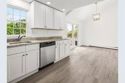 26 Sidney St, Marlborough, MA 01752 - Photo 7