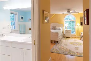 21 Woodlawn Ave, Tisbury, MA 02568 - Photo 33