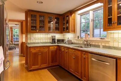 21 Woodlawn Ave, Tisbury, MA 02568 - Photo 21