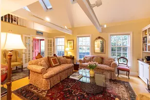 21 Woodlawn Ave, Tisbury, MA 02568 - Photo 15