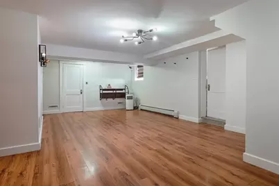 58 Oaklawn St, New Bedford, MA 02744 - Photo 9