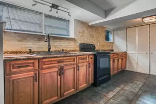 58 Oaklawn St, New Bedford, MA 02744 - Photo 13