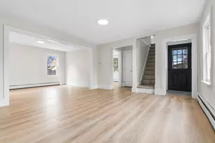 2 Perkins St, Amesbury, MA 01913 - Photo 7