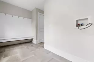 2 Perkins St, Amesbury, MA 01913 - Photo 17