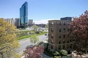 122 The Riverway, Boston, MA 02215 - Photo 1