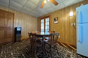 133 Hampden St, West Springfield, MA 01089 - Photo 23