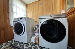 133 Hampden St, West Springfield, MA 01089 - Photo 23