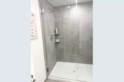 585 Essex St #423, Lynn, MA 01901 - Photo 3