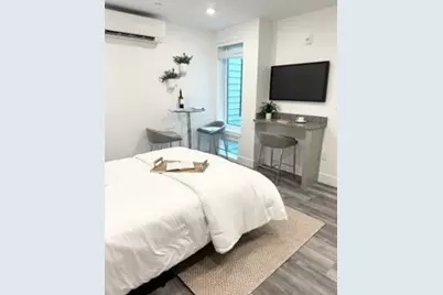 585 Essex St #425, Lynn, MA 01901 - Photo 3