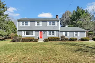 892 Highland St, Holliston, MA 01746 - Photo 1