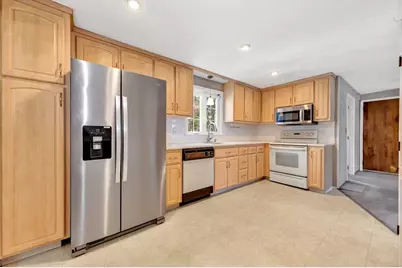 892 Highland Street, Holliston, MA 01746 - Photo 11