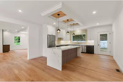 42 Woodbine Circle, Needham, MA 02494 - Photo 5