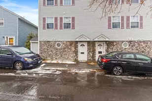 7 Butler Ave, Lowell, MA 01852 - Photo 9
