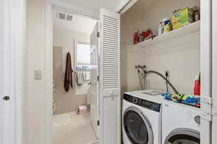 5 Meadowbrook, Brookline, MA 02467 - Photo 13