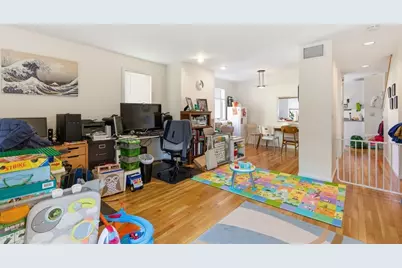 5 Meadowbrook #5, Brookline, MA 02467 - Photo 3