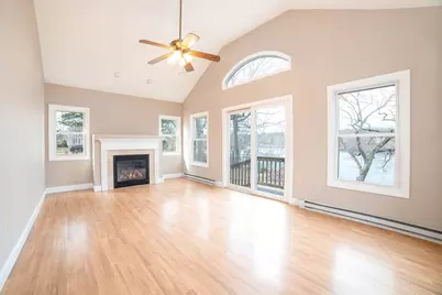 8 Blackstone St, Shrewsbury, MA 01545 - Photo 7