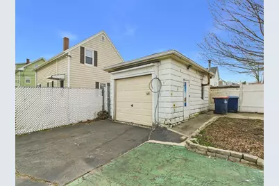 275 Dartmouth St, New Bedford, MA 02740 - Photo 23