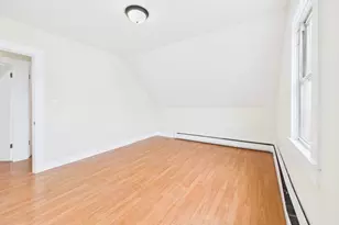 275 Dartmouth St, New Bedford, MA 02740 - Photo 17