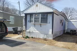 41 Pine St, Peabody, MA 01960 - Photo 1