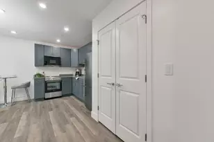 585 Essex St, Lynn, MA 01901 - Photo 5