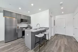 585 Essex St, Lynn, MA 01901 - Photo 5