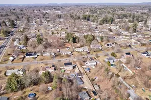 31 Acrebrook Rd, Springfield, MA 01129 - Photo 27