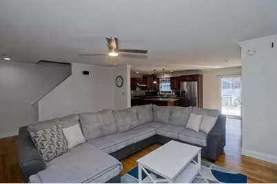 31 Acrebrook Rd, Springfield, MA 01129 - Photo 9