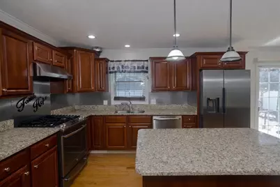 31 Acrebrook Rd, Springfield, MA 01129 - Photo 5