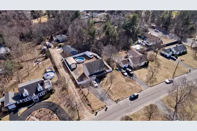 31 Acrebrook Rd, Springfield, MA 01129 - Photo 27