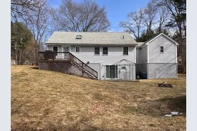 13 Stuart St, Oxford, MA 01540 - Photo 9