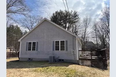 13 Stuart St, Oxford, MA 01540 - Photo 5