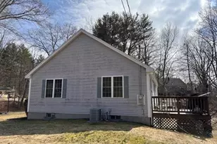 13 Stuart St, Oxford, MA 01540 - Photo 5