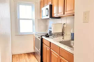 52 Fairfax Rd, Worcester, MA 01610 - Photo 3