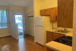202 Hurley St, Cambridge, MA 02141 - Photo 5