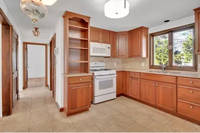 158 Homestead Blvd, Longmeadow, MA 01106 - Photo 11