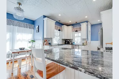 23 Germain St, Worcester, MA 01602 - Photo 13