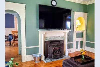 23 Germain St, Worcester, MA 01602 - Photo 5