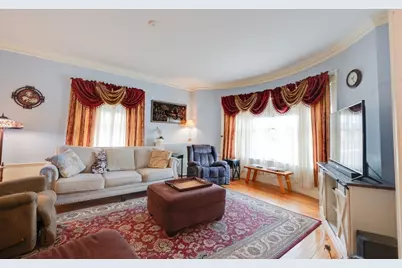 23 Germain St, Worcester, MA 01602 - Photo 5