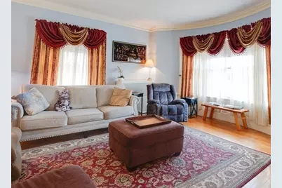 23 Germain St, Worcester, MA 01602 - Photo 9