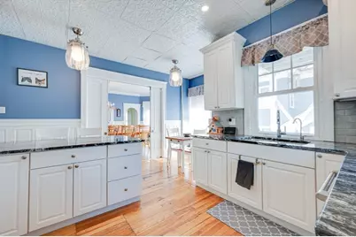 23 Germain St, Worcester, MA 01602 - Photo 13