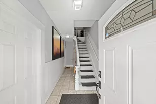 250 Bremen St, Boston, MA 02128 - Photo 15