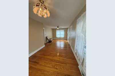 145 Moxon St, Springfield, MA 01151 - Photo 9