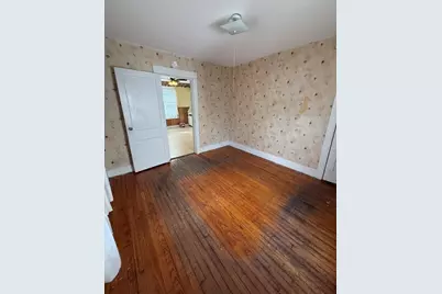 145 Moxon St, Springfield, MA 01151 - Photo 17