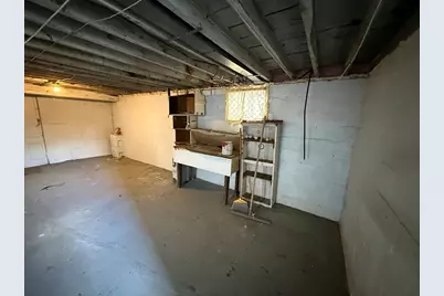 145 Moxon St, Springfield, MA 01151 - Photo 25