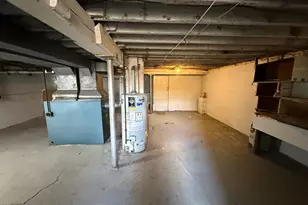 145 Moxon St, Springfield, MA 01151 - Photo 27