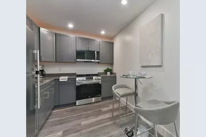 585 Essex St #622, Lynn, MA 01901 - Photo 5