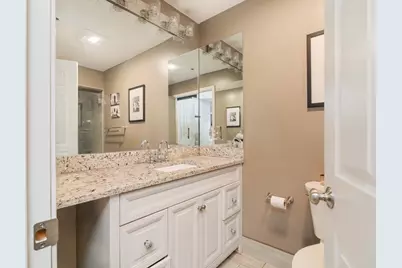 188 North #61, Boston, MA 02113 - Photo 9