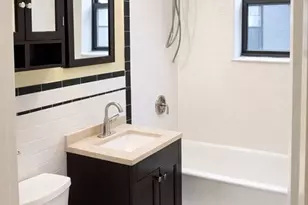 466 Commonwealth Ave, Boston, MA 02215 - Photo 11