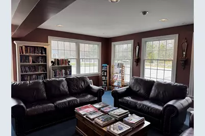 15 Bluebird Dr, Tiverton, RI 02878 - Photo 11